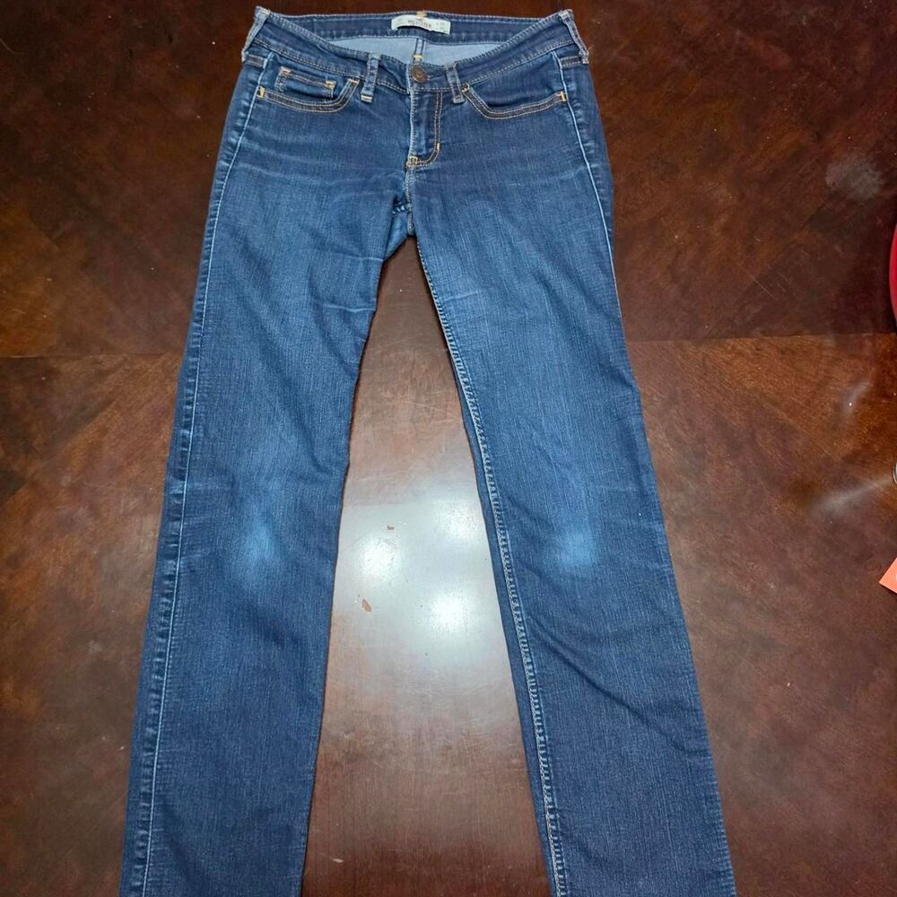Hollister Co Women's Dark Wash Low Rise Straight Leg Denim